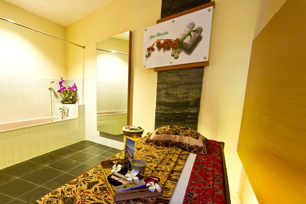Hotel Bisanta Bidakara Tunjungan Surabaja Zewnętrze zdjęcie